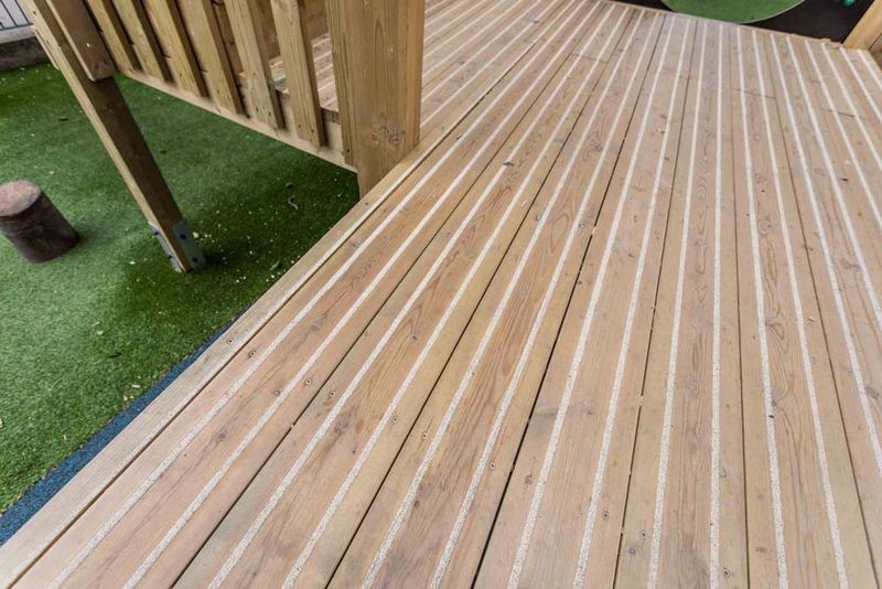 Marley CitiDeck Non-Slip Timber Decking 2