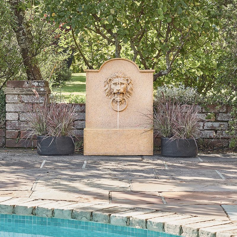 Ivyline Sandstone Outdoor Luxury Lion Water Feature 